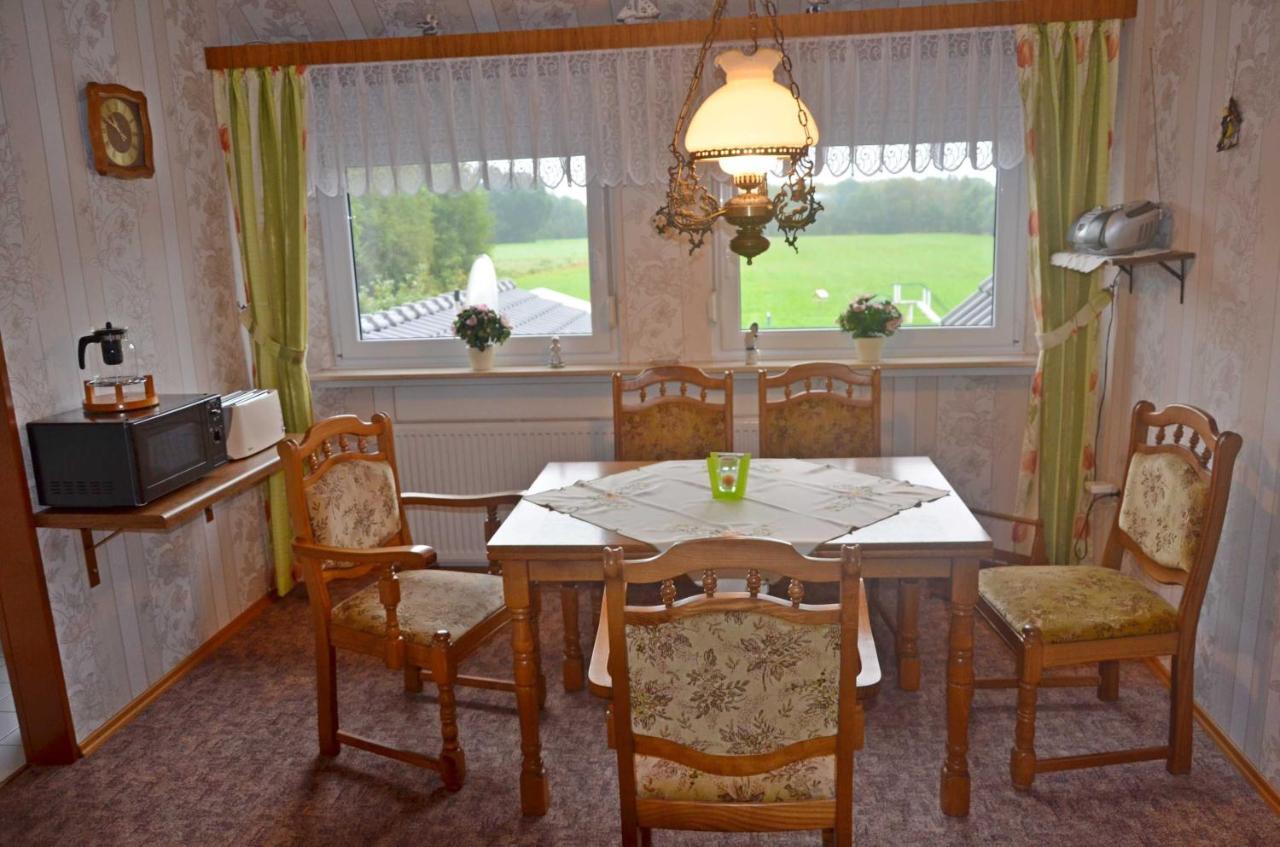 Ferienwohnung Kleinhaus, 95008 Rhauderfehn Extérieur photo